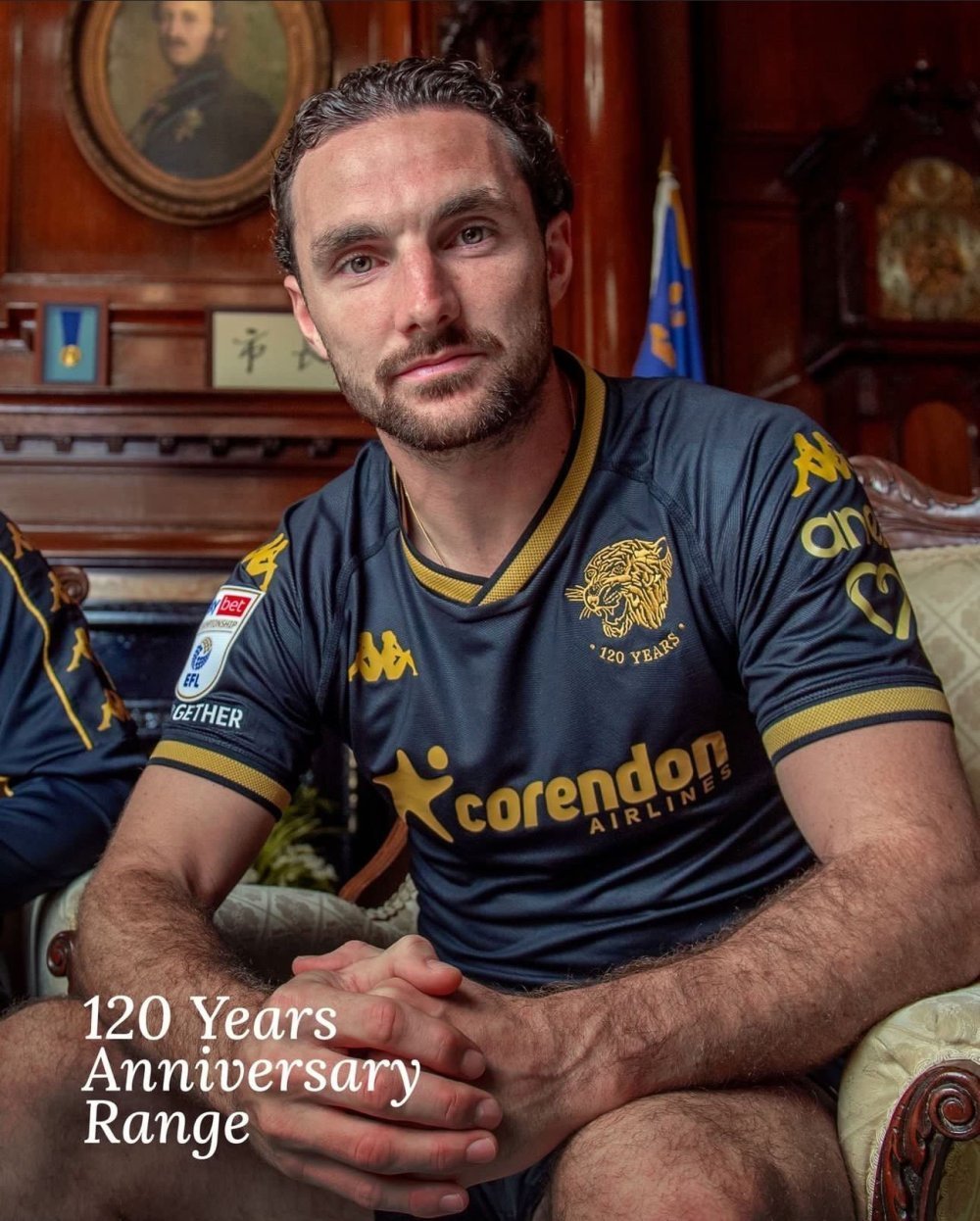 Hull City 120. Yıl Dönümünü Özel Forma ile Kutluyor