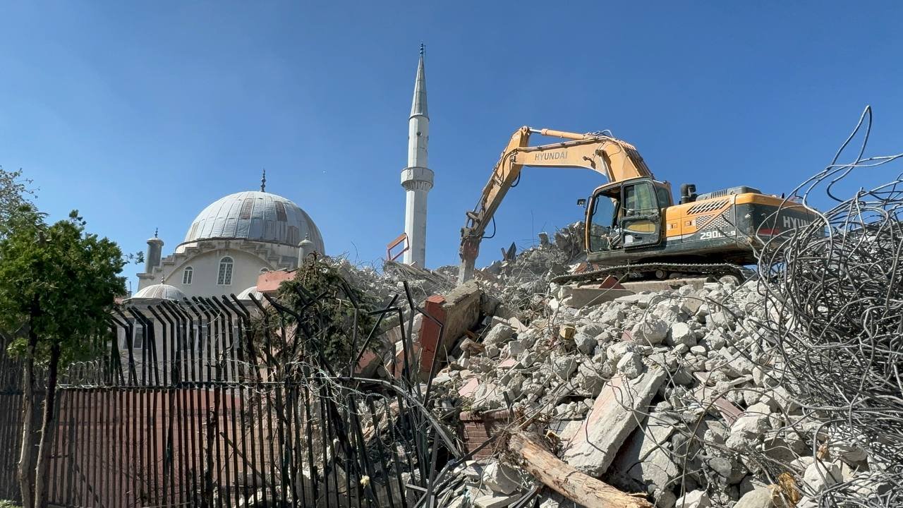 Kadıköy'de Kısmi Çökmelerle İlgili Olay